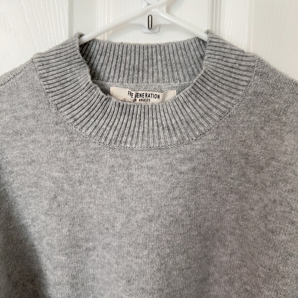 Elegant Gray Ruffle Sleeve Sweater - Picture 2 of 7